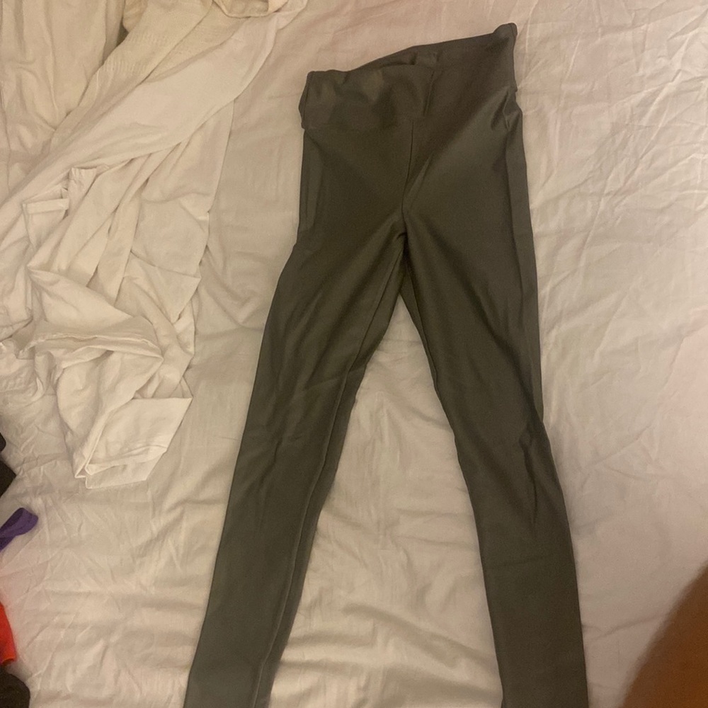 Brand new koral leggings